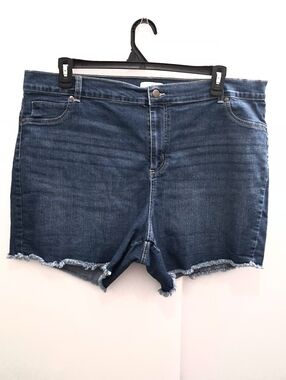 JUST BE Dark Blue Frayed Hem Denim Midi Shorts Plus Size 3X